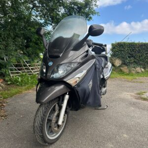 PIAGGIO X9 EVO_front-left