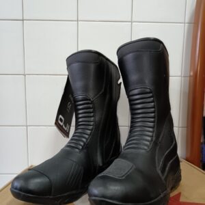 Botas de moto OJ MASSIVE. Color Negro. Talla 39. Artículo nuevo.