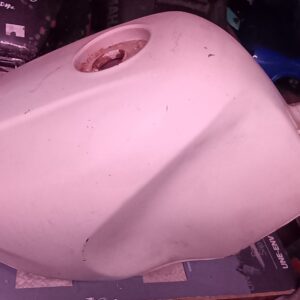 Depósito de gasolina YAMAHA EXUP 1000 año 1991