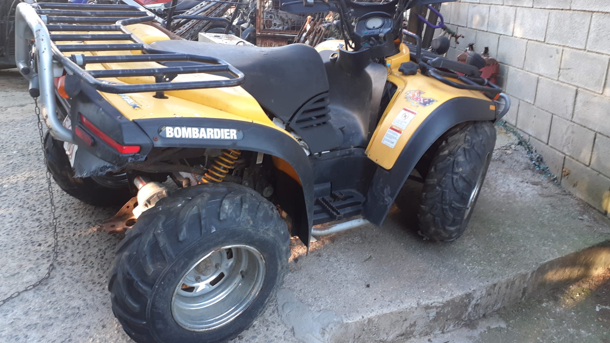 Despiece de Quad BOMBARDIER. Precios a consultar.