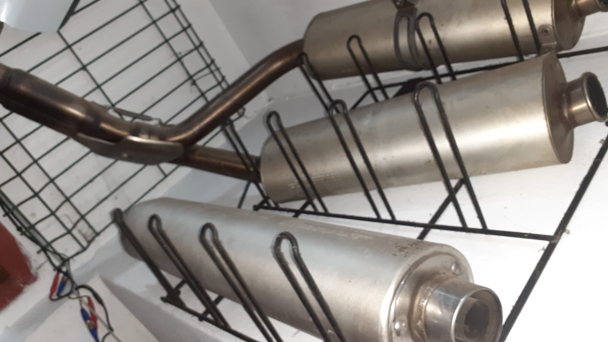 Escape para DUCATI 996. 800€ el par.