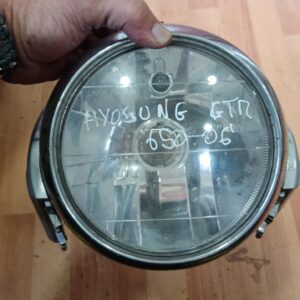 Faro para Hyosung GTR 650. Año 2006. Recambio original.