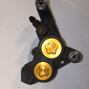 Pinza de freno delantera YAMAHA R6 y R1.