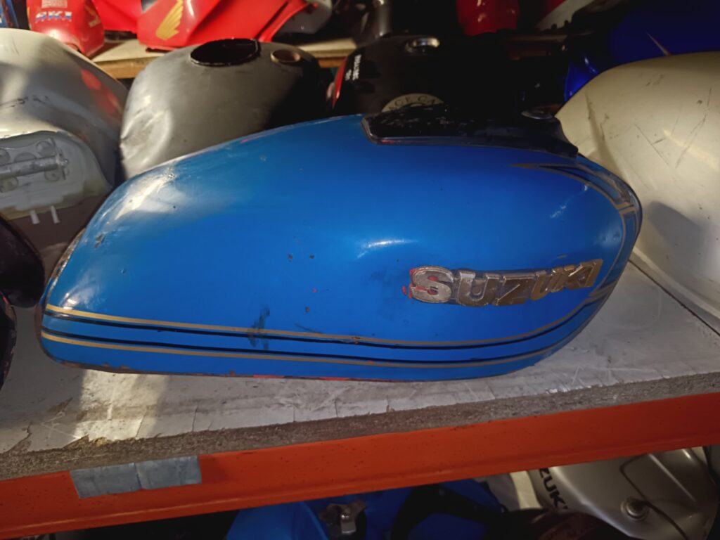 Depósito de gasolina original Suzuki GS 400 / GS 400E - Azul
