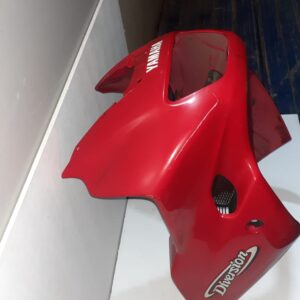 Carenado frontal original para Yamaha Diversion en color rojo, recambio nuevo a estrenar.