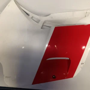 Conjunto de carenado lateral derecho superior e inferior para Yamaha TZR 50 y 80 (1980-1995) en color blanco y rojo.