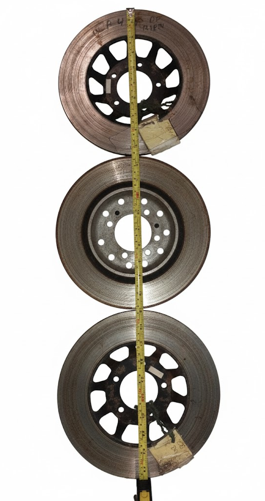 Discos de freno delanteros originales para Honda CB 450 con medición de diámetro para comprobación de compatibilidad.