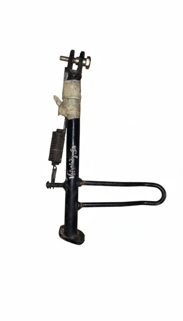 Pata de cabra lateral original para Kymco Vitality 50cc, incluye muelle de retorno y tornillería de fijación.